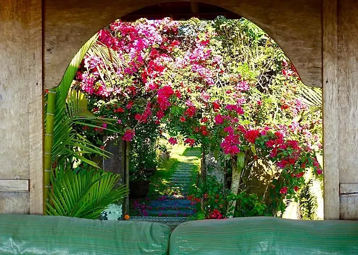Bali Mountain Retreat *